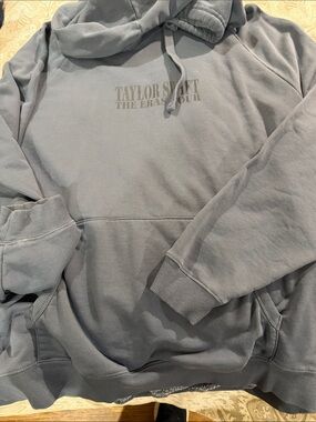 Official Taylor Swift ERA’S TOUR UNISEX Crewneck Hoodie in Charcoal  size XL